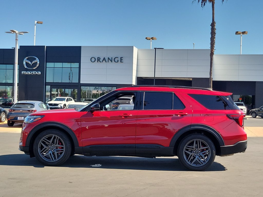 Used 2025 Ford Explorer ST w/ Sun And Sound Package AWD/4WD image 37
