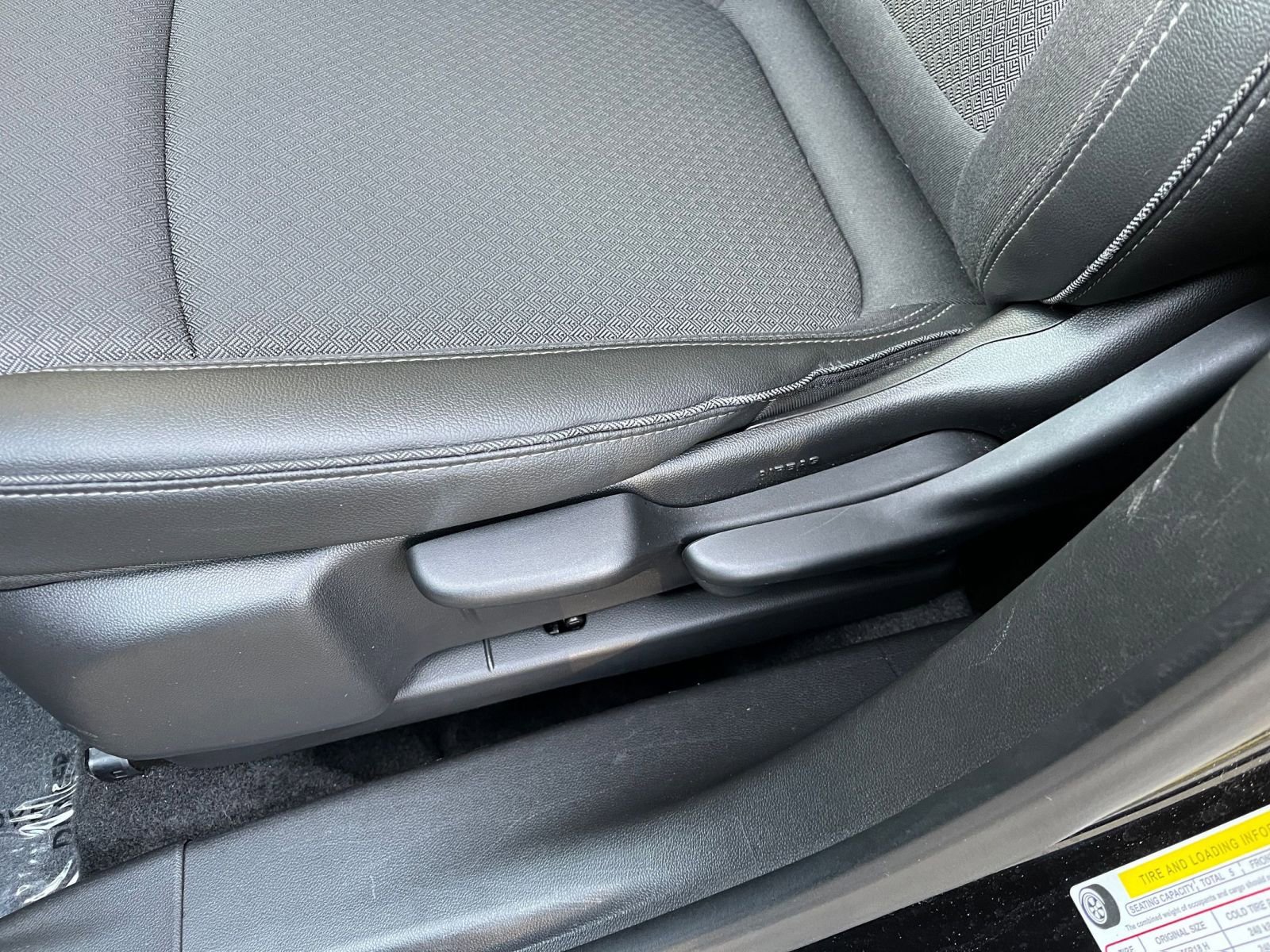 Used 2025 Buick Encore GX Preferred image 22