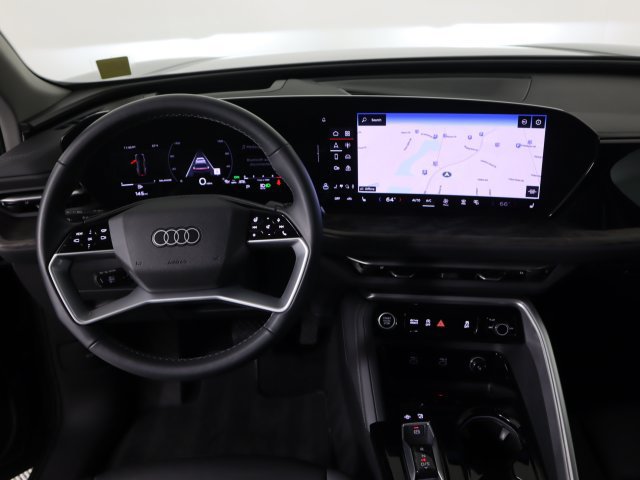 Certified 2025 Audi Q5 Premium Plus w/ Premium Plus AWD/4WD image 21