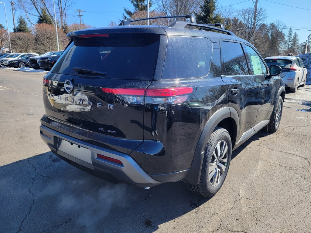 New 2026 Nissan Pathfinder SL AWD/4WD image 3