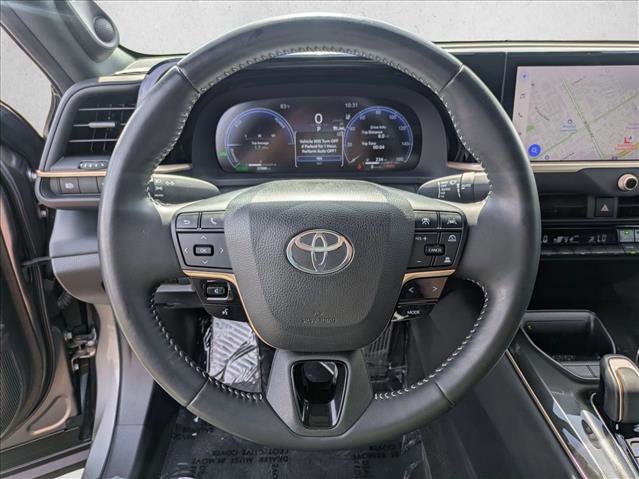 Used 2024 Toyota Crown Limited image 13