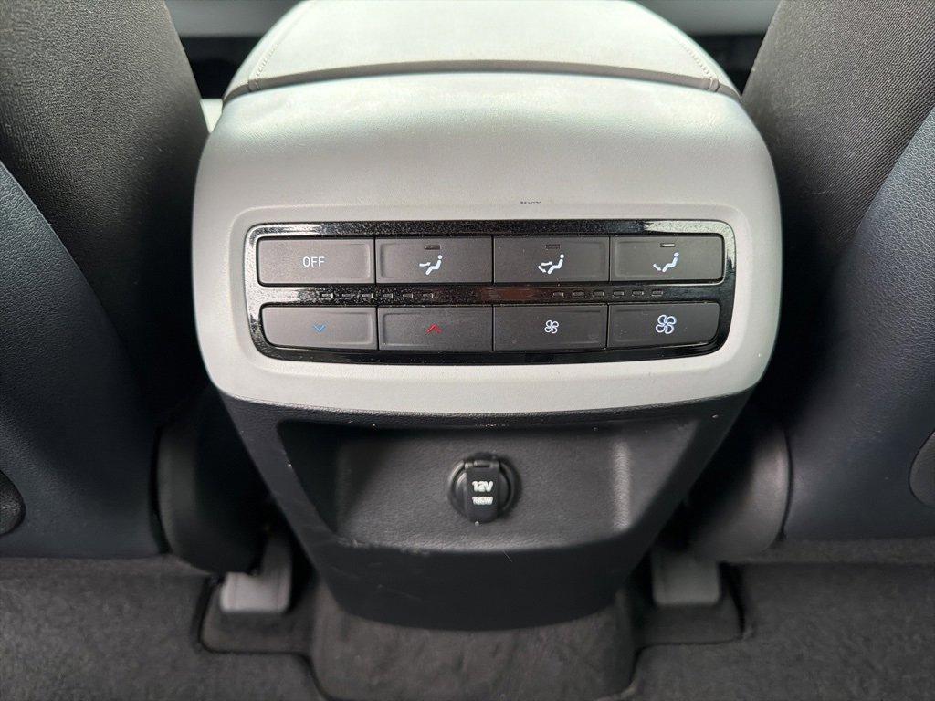 Used 2023 Hyundai Palisade SE image 27