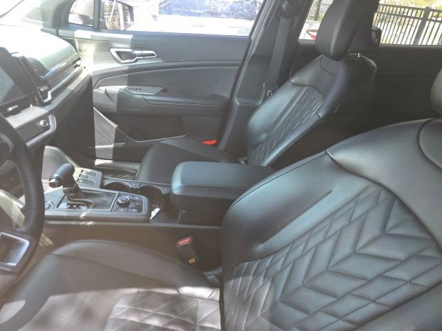 Used 2024 Kia Sportage X-Line w/ X-Line Premium Package image 4