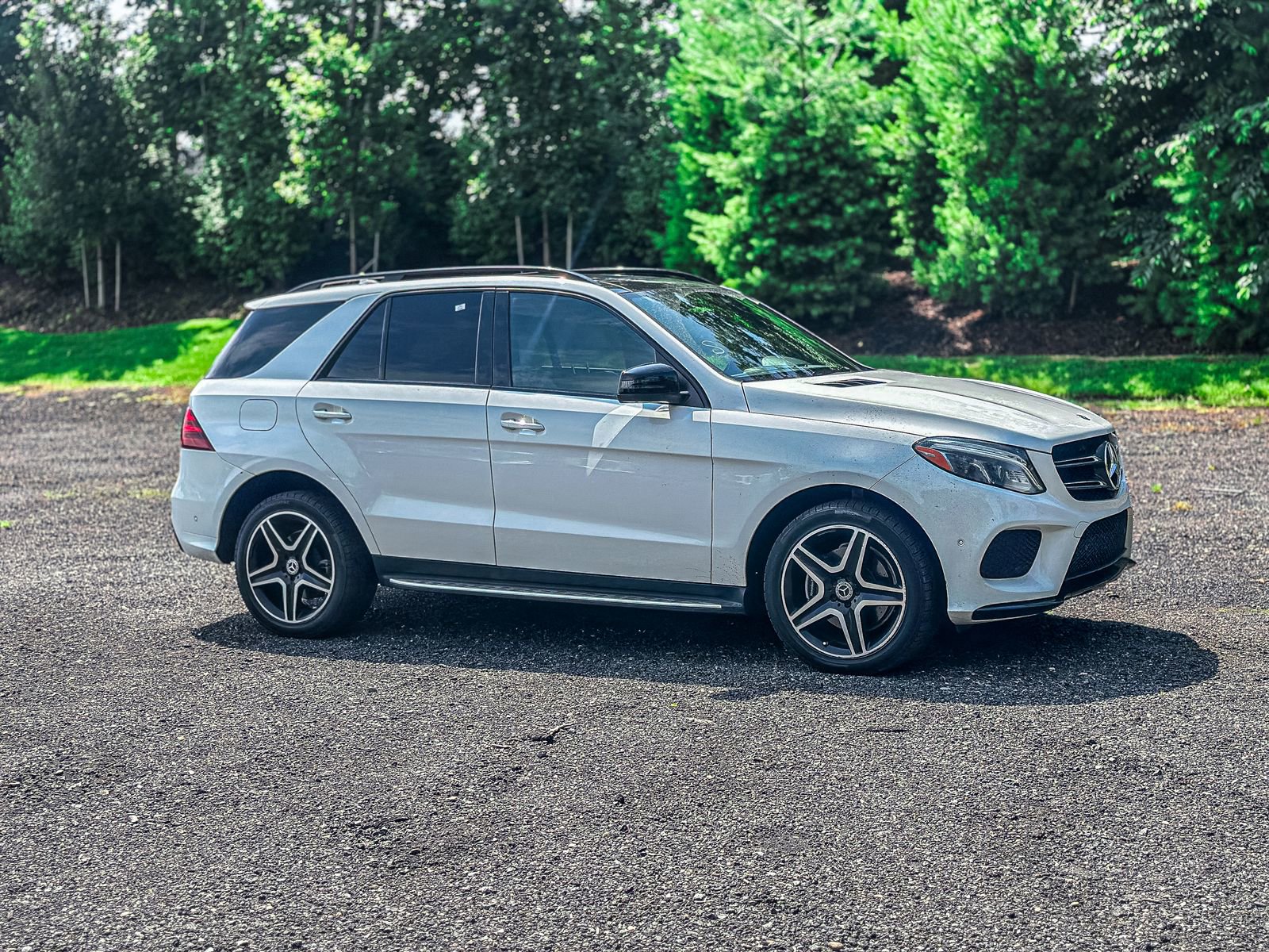 Used 2018 Mercedes-Benz GLE 350 w/ Premium 2 Package image 11