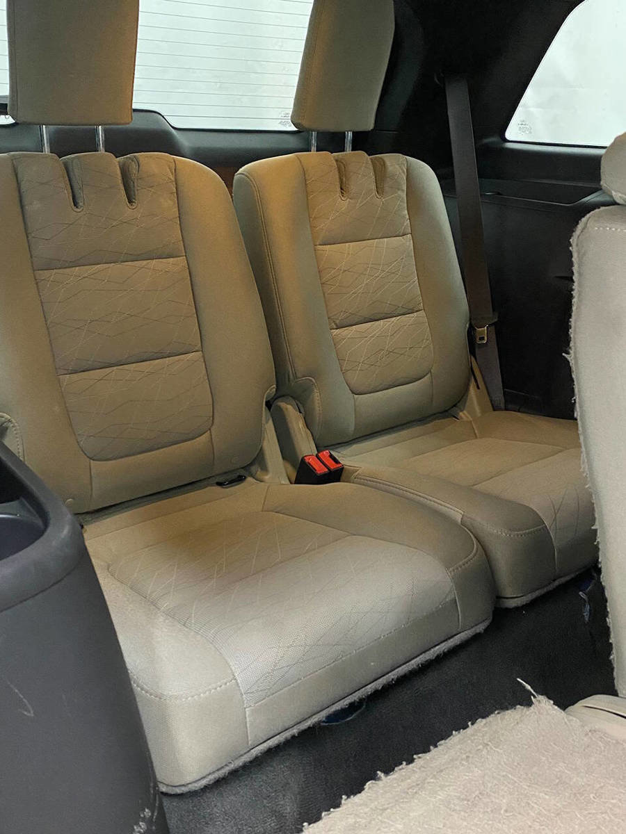 Used 2015 Ford Explorer FWD image 13