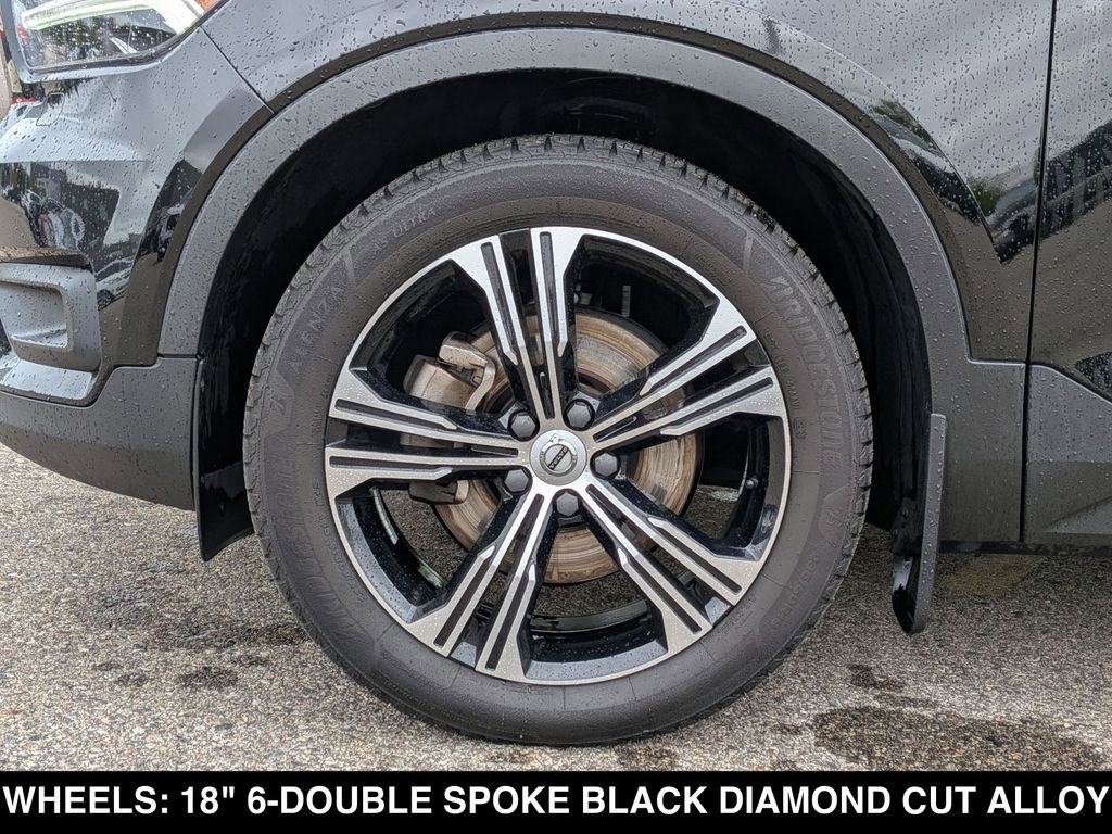 Used 2020 Volvo XC40 T4 Inscription FWD image 18