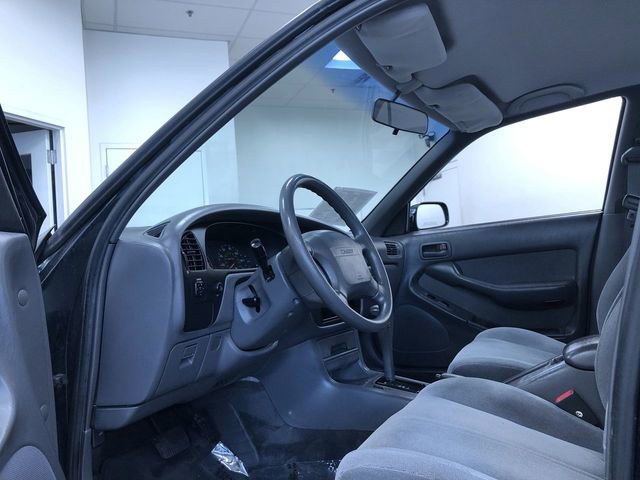 Used 1993 Toyota Camry LE FWD image 10