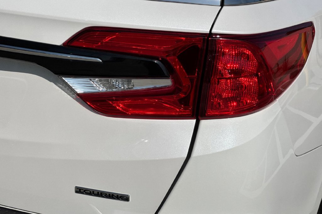 Certified 2024 Honda Odyssey Touring image 36