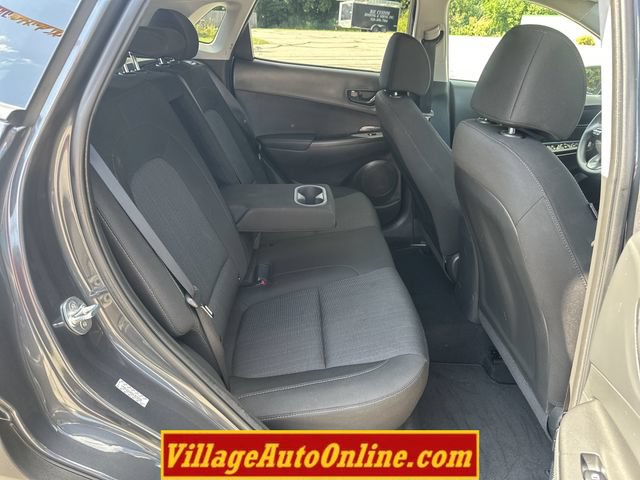 Used 2022 Hyundai Kona SEL FWD image 31