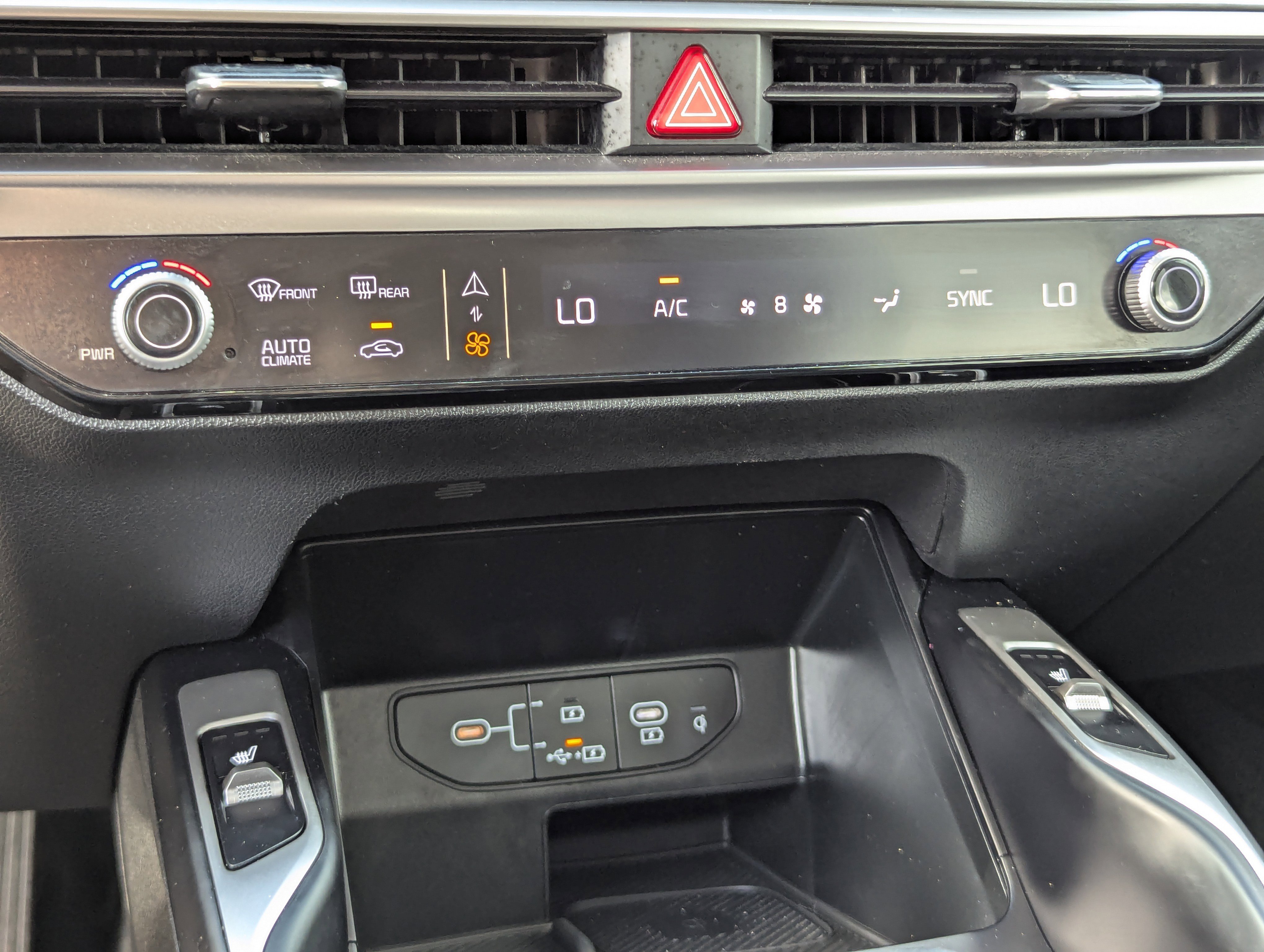 Certified 2024 Kia Sorento X-Line EX image 28