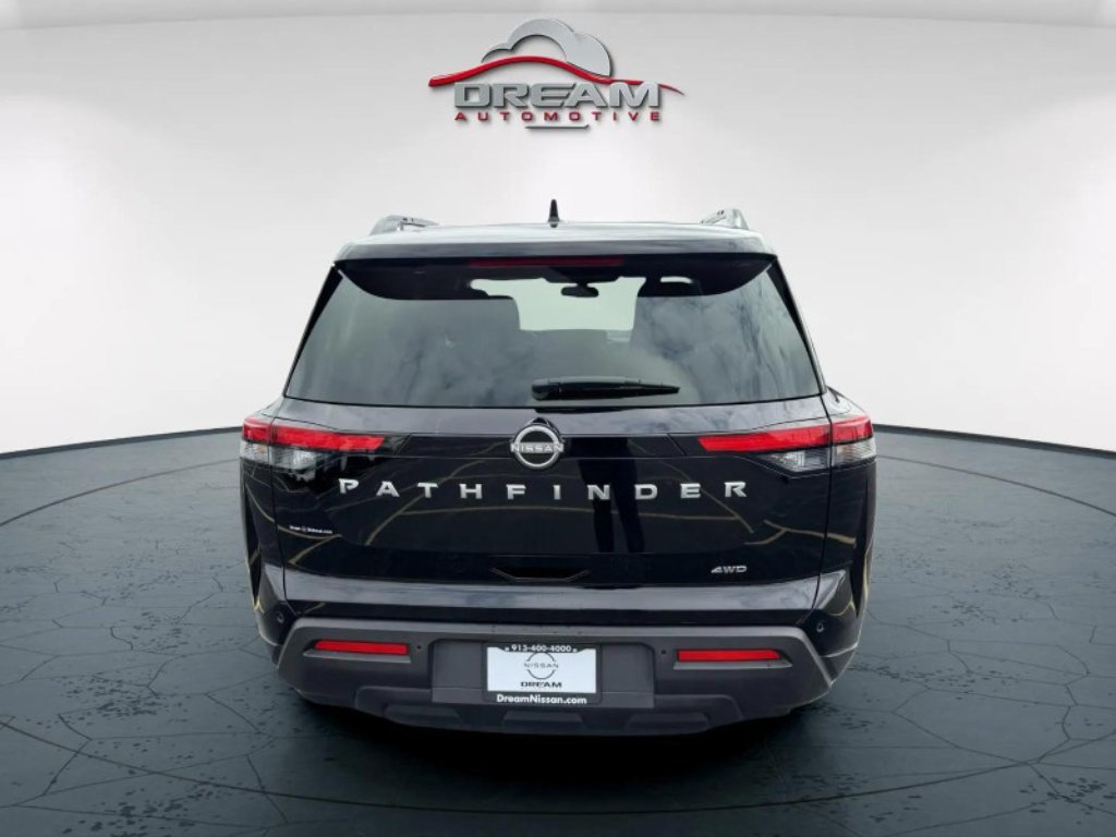 Used 2025 Nissan Pathfinder SV AWD/4WD image 12
