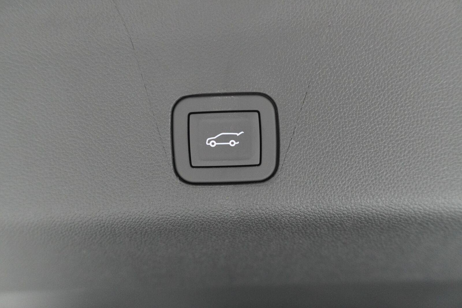 New 2026 Chevrolet Tahoe LT RWD image 37