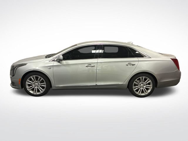 Used 2019 Cadillac XTS Luxury FWD image 2