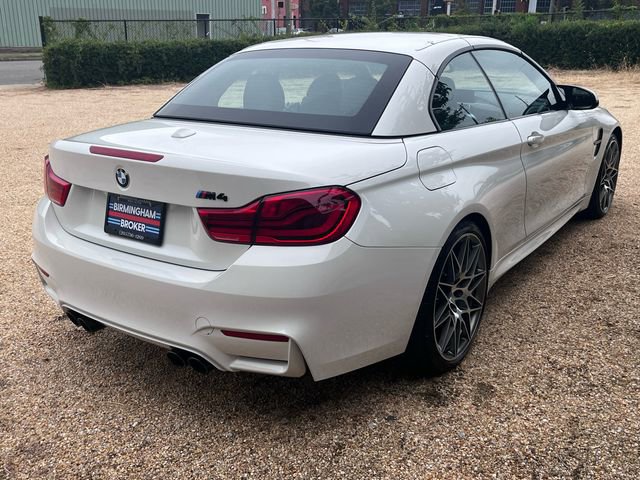 Used 2018 BMW M4 Convertible image 21