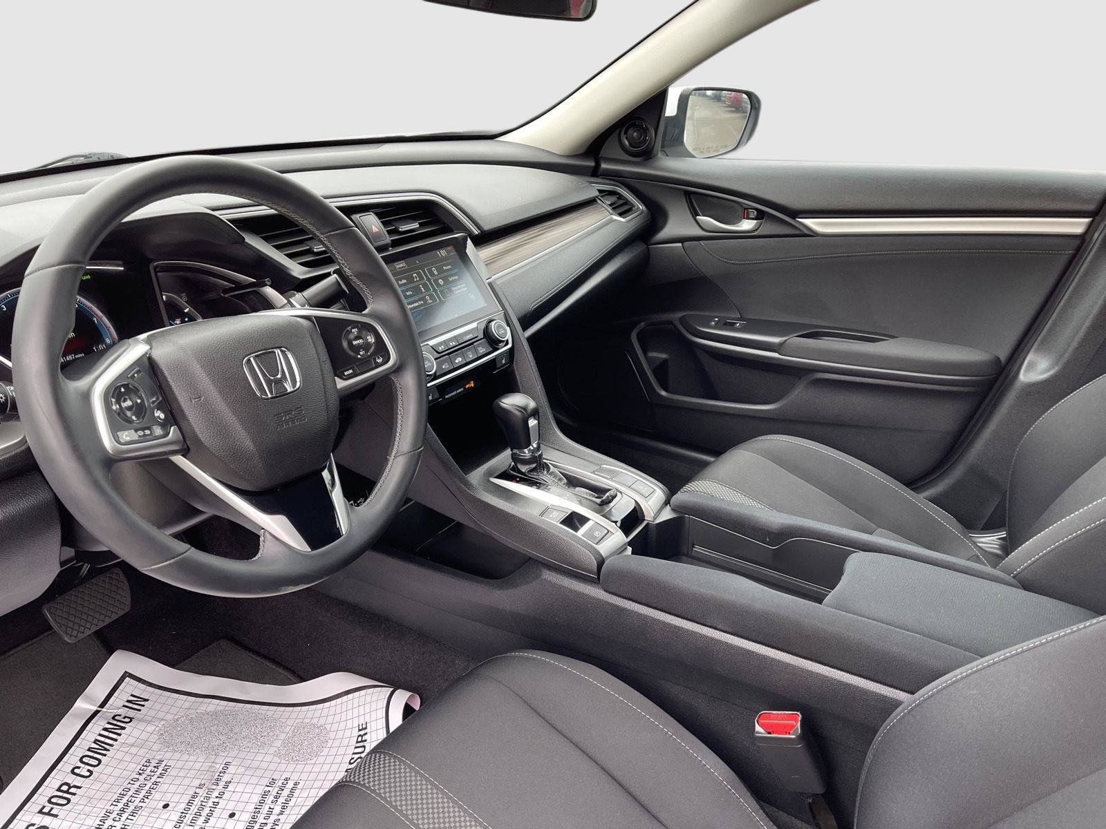 Used 2019 Honda Civic EX image 4