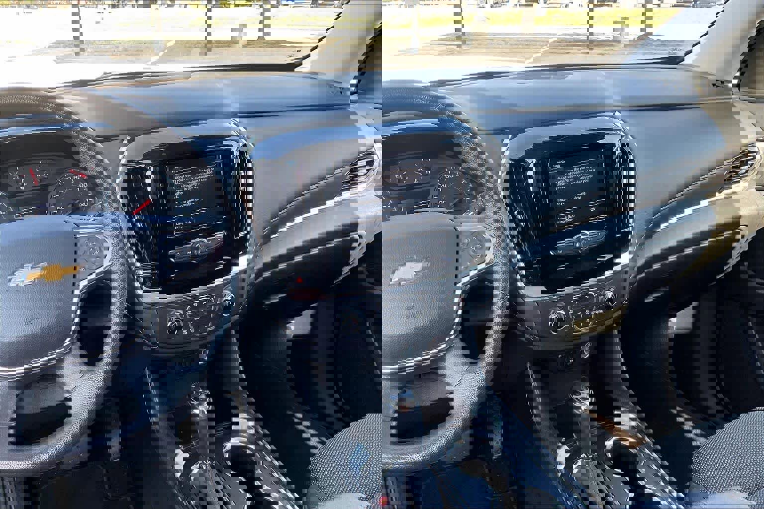 Used 2020 Chevrolet Traverse LS image 7