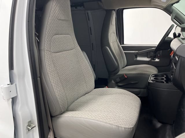 New 2026 Chevrolet Express 3500 Extended w/ Driver Convenience Package RWD image 20