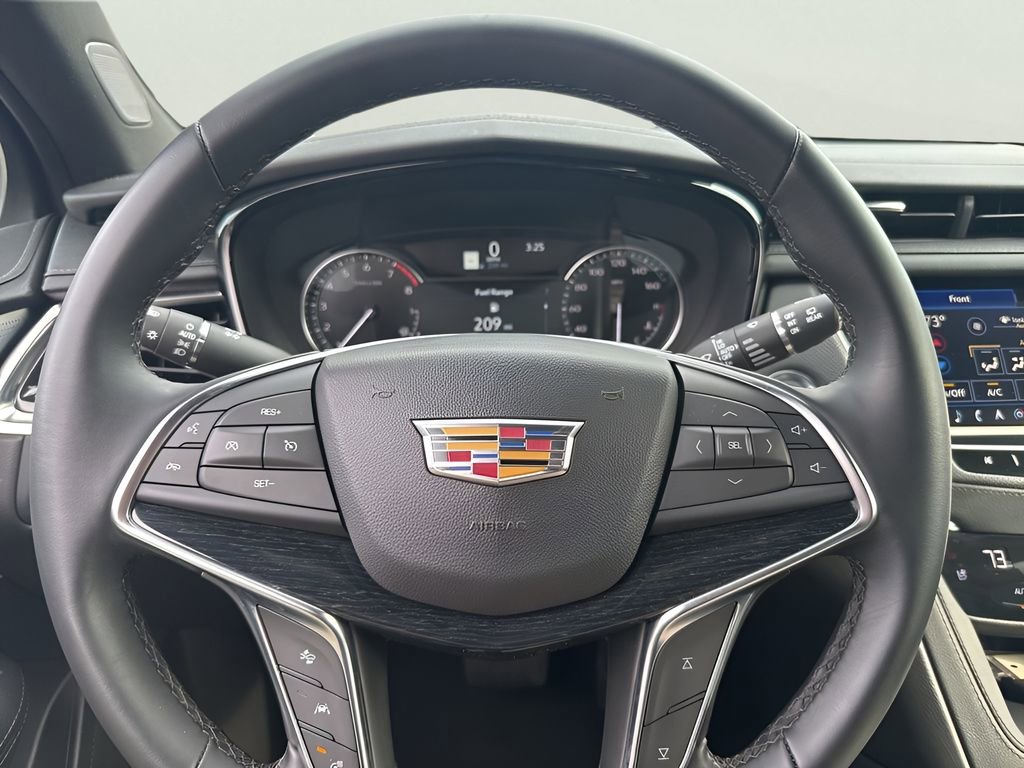 Certified 2025 Cadillac XT5 Premium Luxury image 23