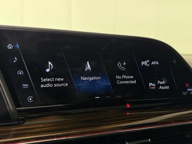 Used 2021 Cadillac Escalade Premium Luxury w/ LPO, Illumination Package AWD/4WD image 20
