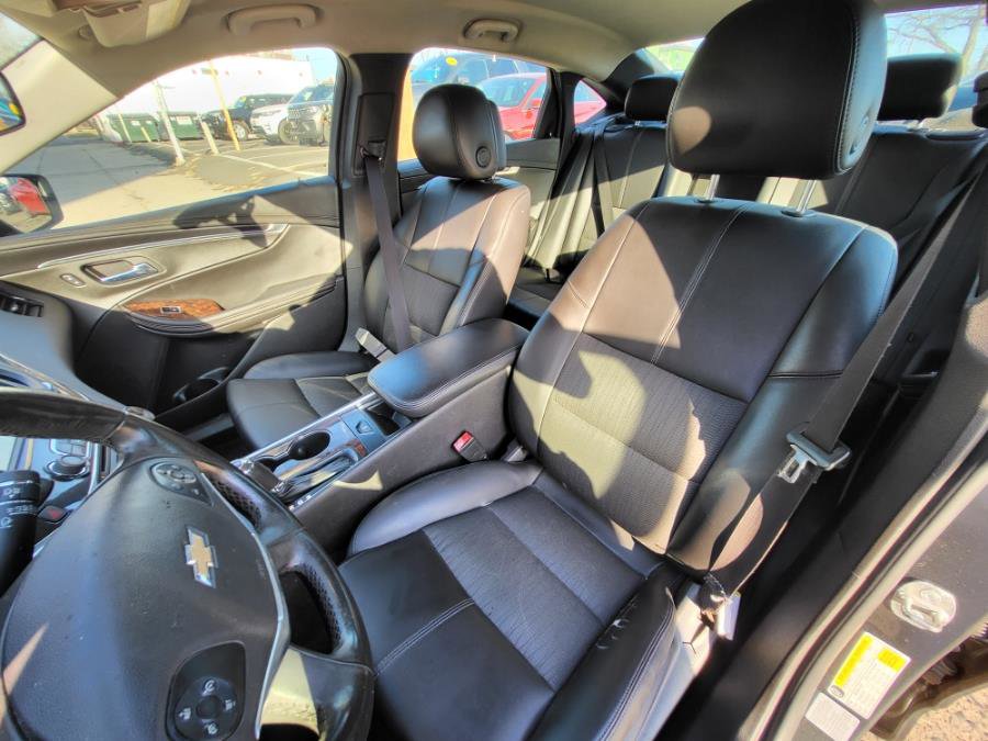 Used 2014 Chevrolet Impala LT FWD image 17