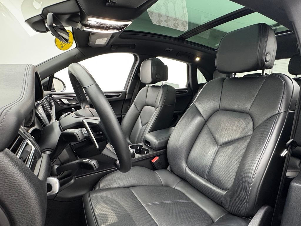 Used 2022 Porsche Macan S AWD/4WD image 17