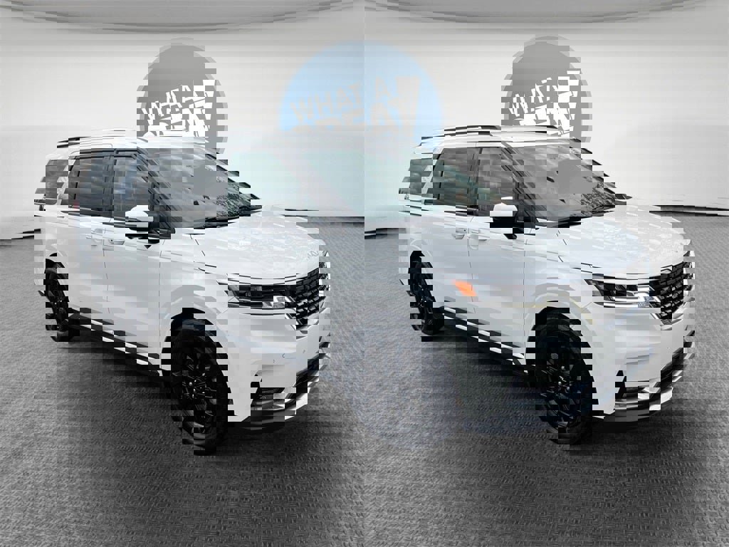 Used 2022 Kia Carnival SX