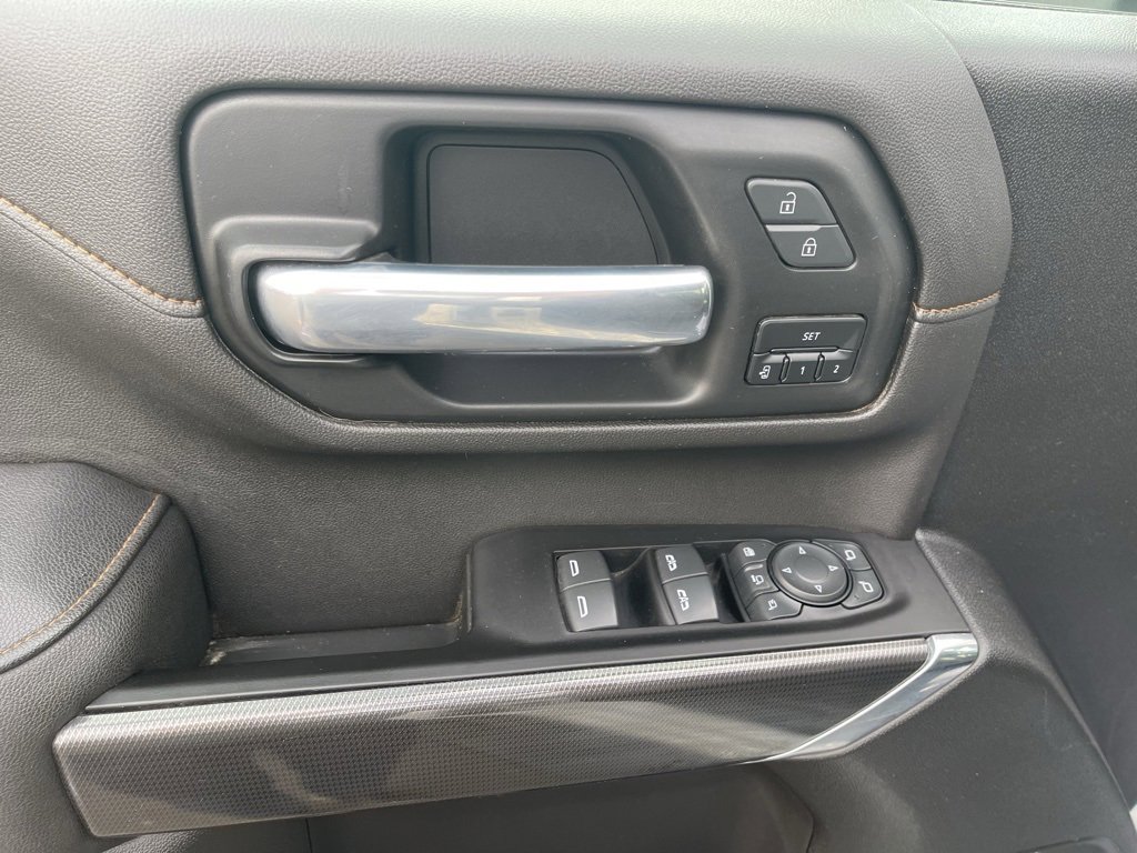 Used 2022 GMC Sierra 2500 AT4 w/ AT4 Premium Plus Package image 25