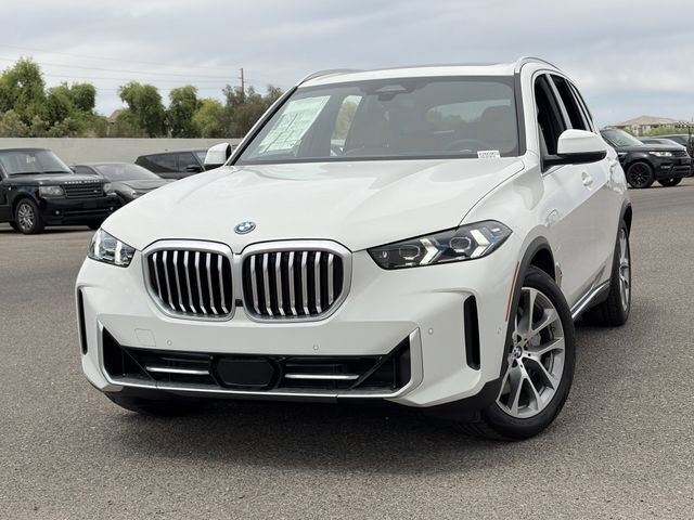 New 2026 BMW X5 xDrive50e w/ Climate Comfort Package AWD/4WD image 3