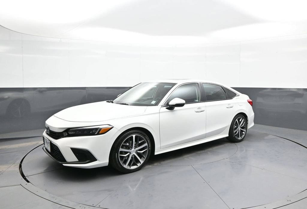 Used 2022 Honda Civic Touring image 10