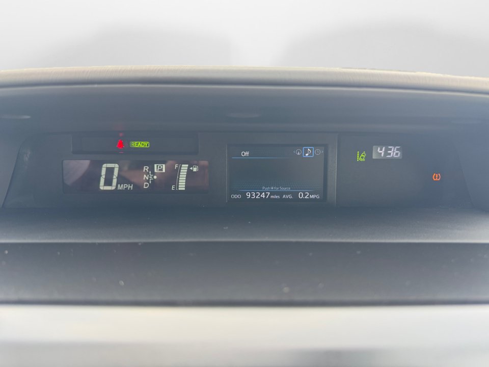 Used 2015 Toyota Prius V Five w/ Advanced Technology Package FWD image 14