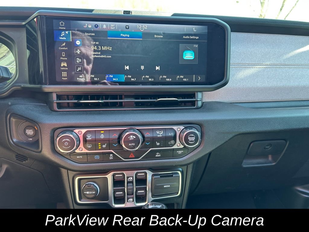 Used 2024 Jeep Wrangler Unlimited w/ Convenience Group image 20