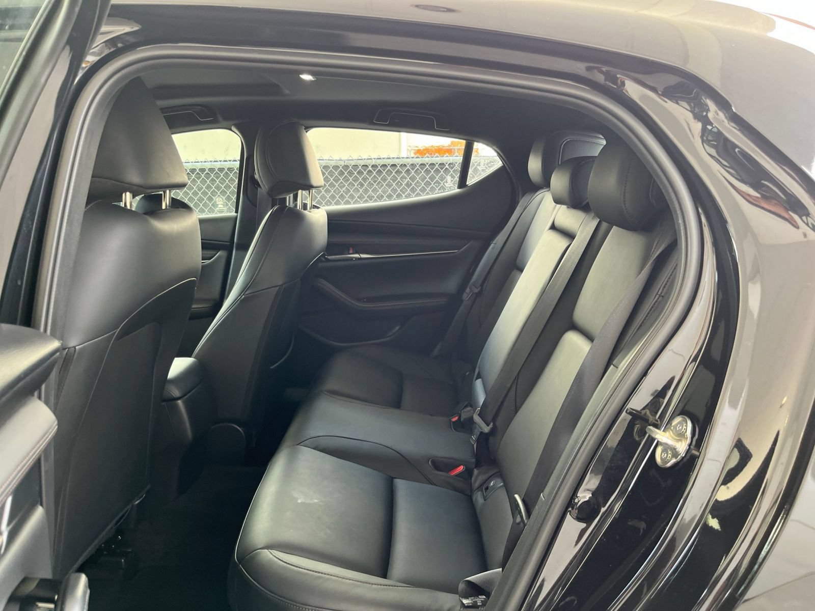 Used 2026 MAZDA MAZDA3 s FWD image 24