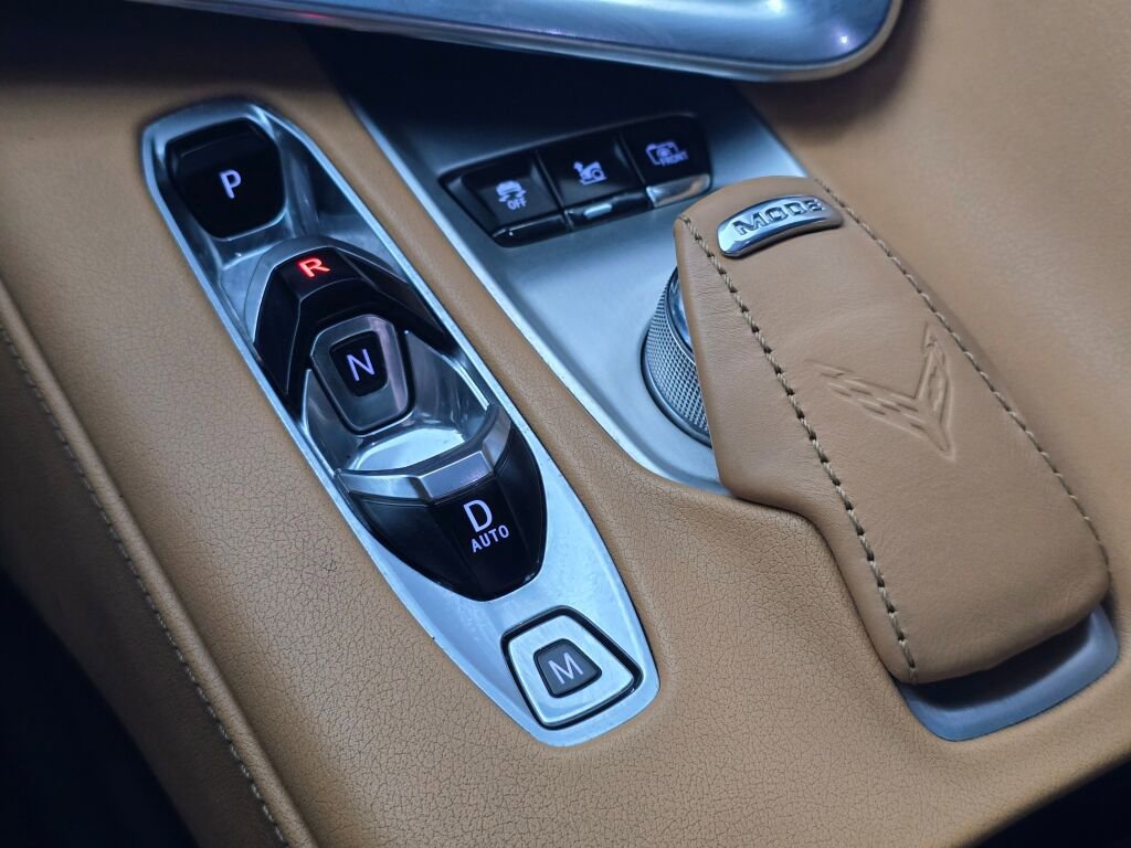 Used 2021 Chevrolet Corvette Stingray Preferred Conv w/ Z51 Performance Package RWD image 38