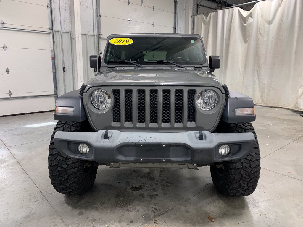 Used 2019 Jeep Wrangler Unlimited Sport S AWD/4WD image 14