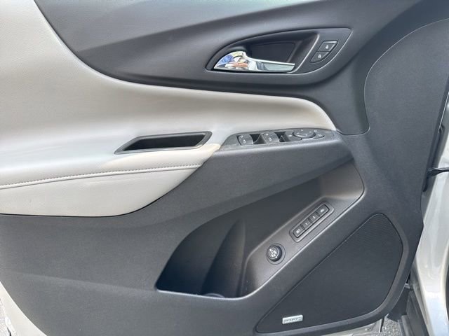 Used 2021 Chevrolet Equinox Premier image 9