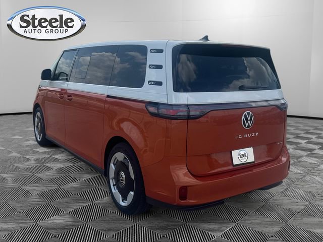 Used 2025 Volkswagen ID. Buzz Pro S Plus AWD/4WD image 3