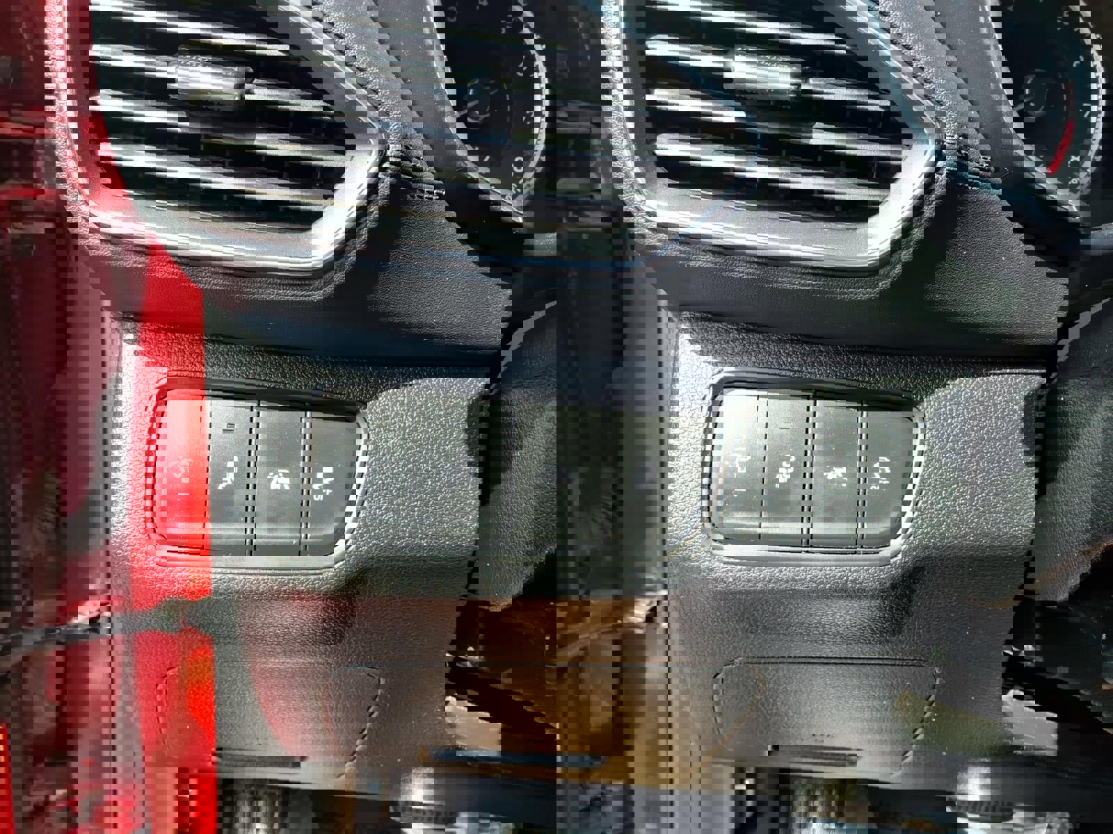 Used 2019 Hyundai Santa Fe SE FWD image 16