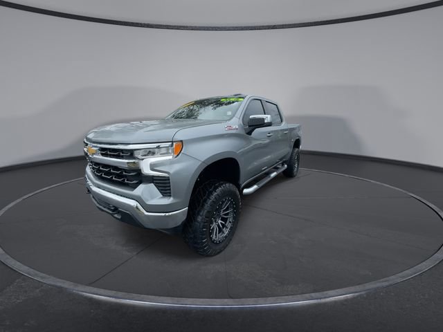 Used 2025 Chevrolet Silverado 1500 LT image 7