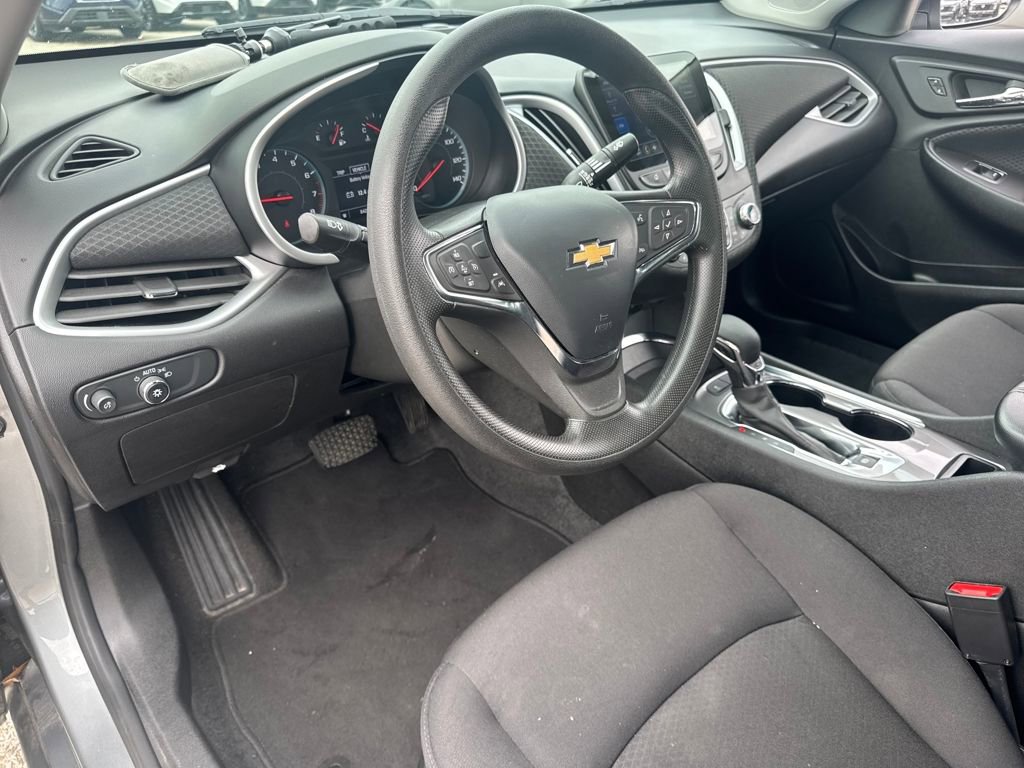 Used 2024 Chevrolet Malibu LT image 18