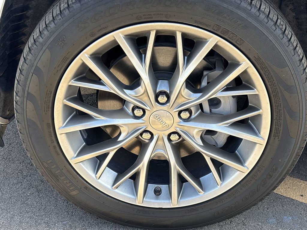 Used 2022 Jeep Grand Cherokee Summit w/ Advanced Protech Group IV image 33