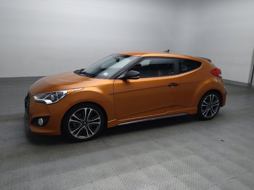 Used 2016 Hyundai Veloster Turbo FWD image 2
