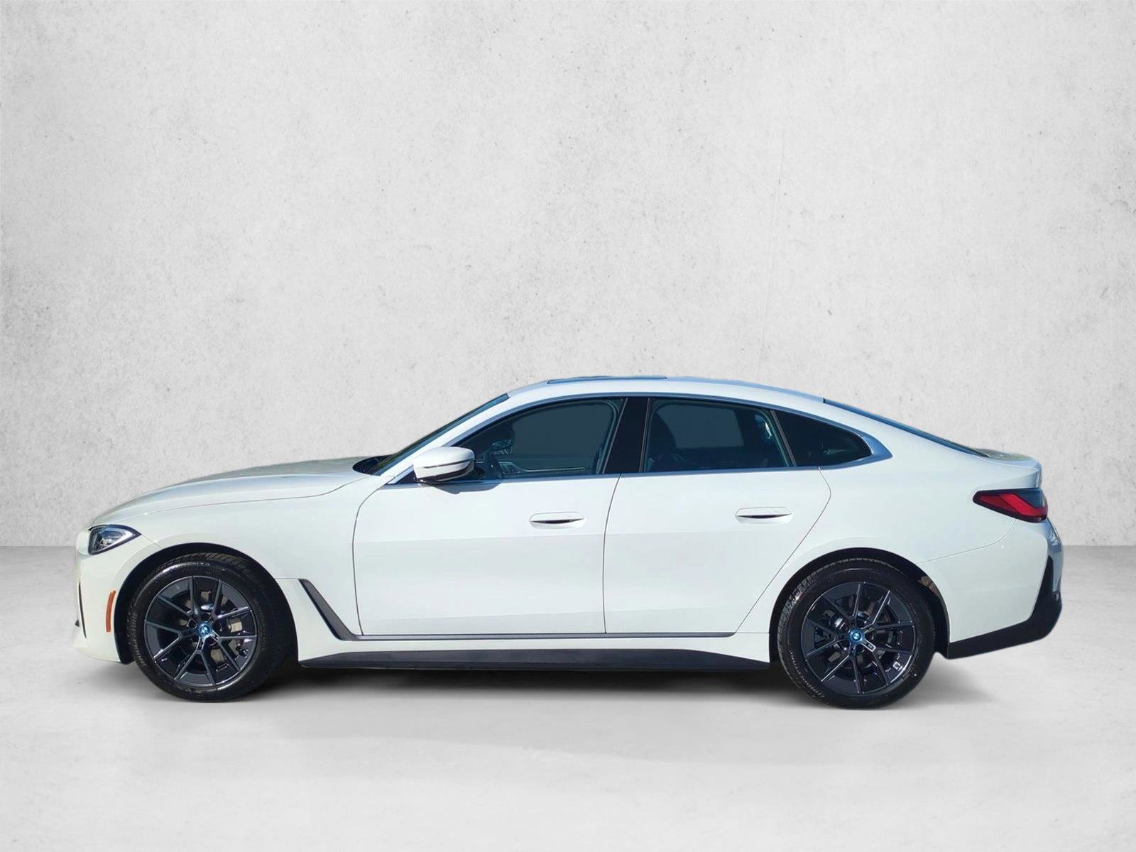 Certified 2023 BMW i4 eDrive35 w/ Premium Package RWD image 9