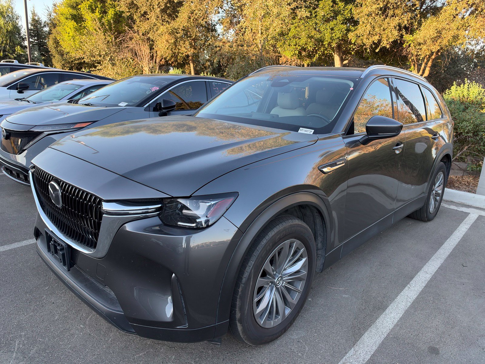 Used 2024 MAZDA CX-90 Plug-In Hybrid w/ Preferred AWD/4WD image 2