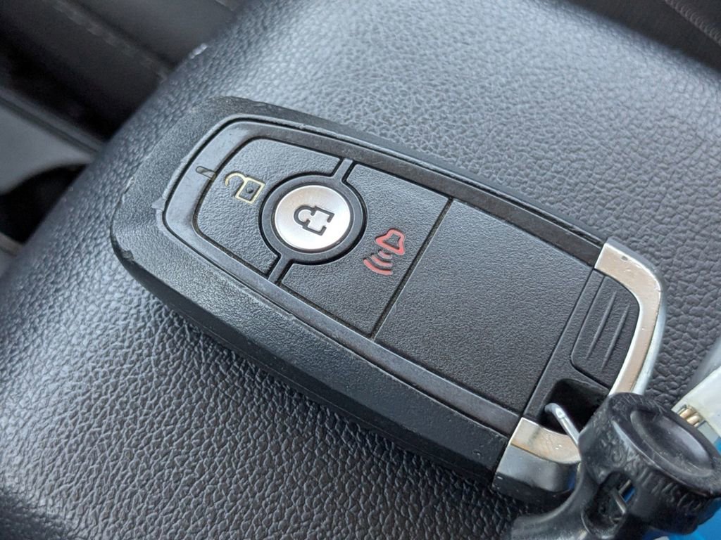 Certified 2021 Ford EcoSport SE w/ SE Convenience Package image 33