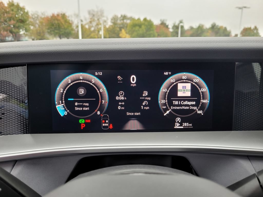 New 2026 Volkswagen Tiguan SE R-Line FWD image 24