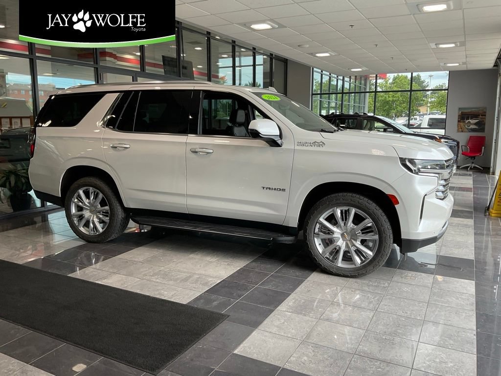 Used 2024 Chevrolet Tahoe High Country AWD/4WD image 1