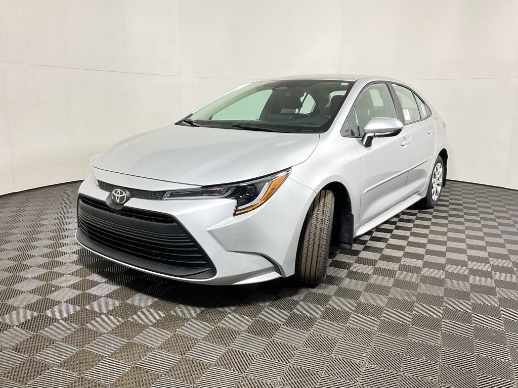 New 2026 Toyota Corolla LE image 8