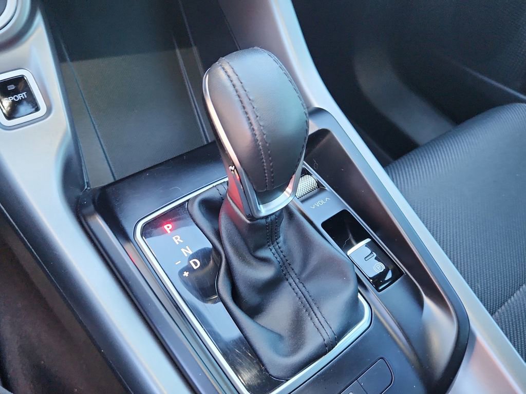 Used 2024 Dodge Hornet R/T w/ R/T Blacktop Package image 23