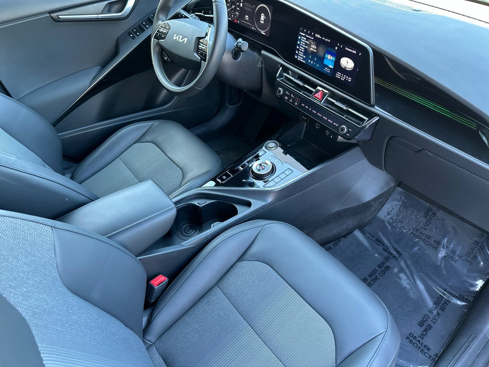 Used 2023 Kia Niro Wind FWD image 16