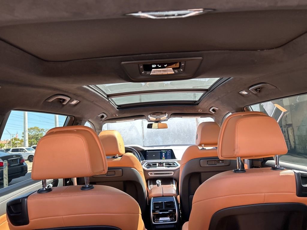 Used 2021 BMW X7 xDrive40i w/ M Sport Package image 36